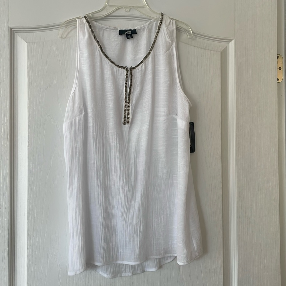 NWT AGB Sheer White Sleeveless Top - Women’s Medium